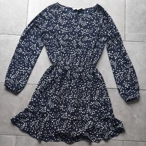 cupcakes & cashmere Navy and White Long Sleeve Dress- XS